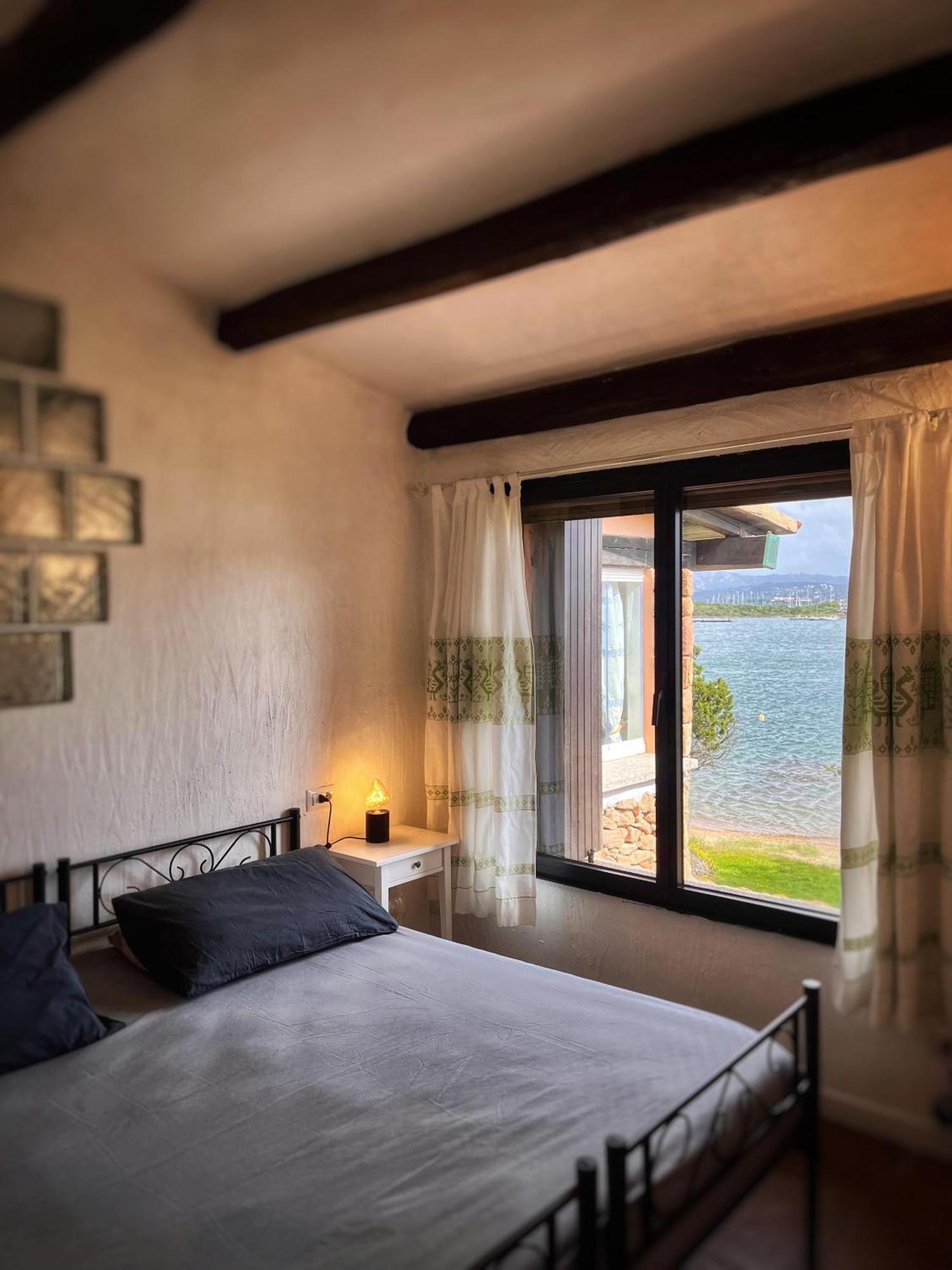 House On The Beach - Porto Rotondo Luaran gambar
